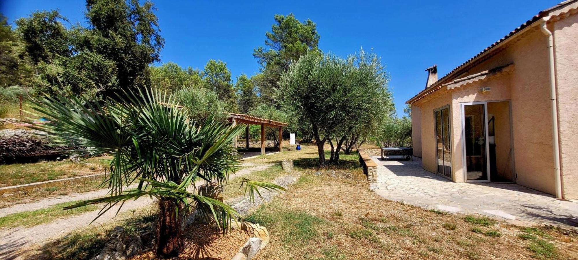 Au Petit Bonheur Villa Carnoules  Buitenkant foto