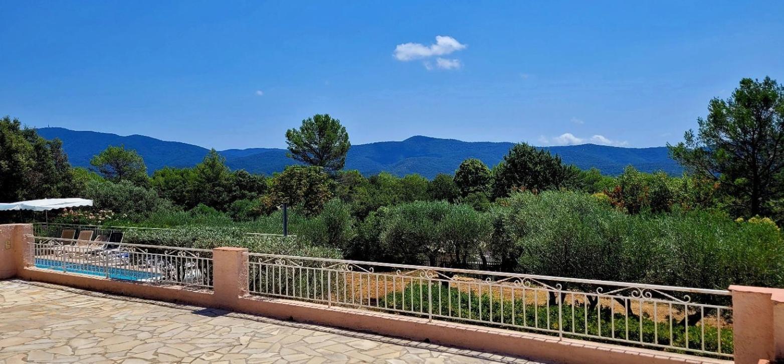 Au Petit Bonheur Villa Carnoules  Buitenkant foto
